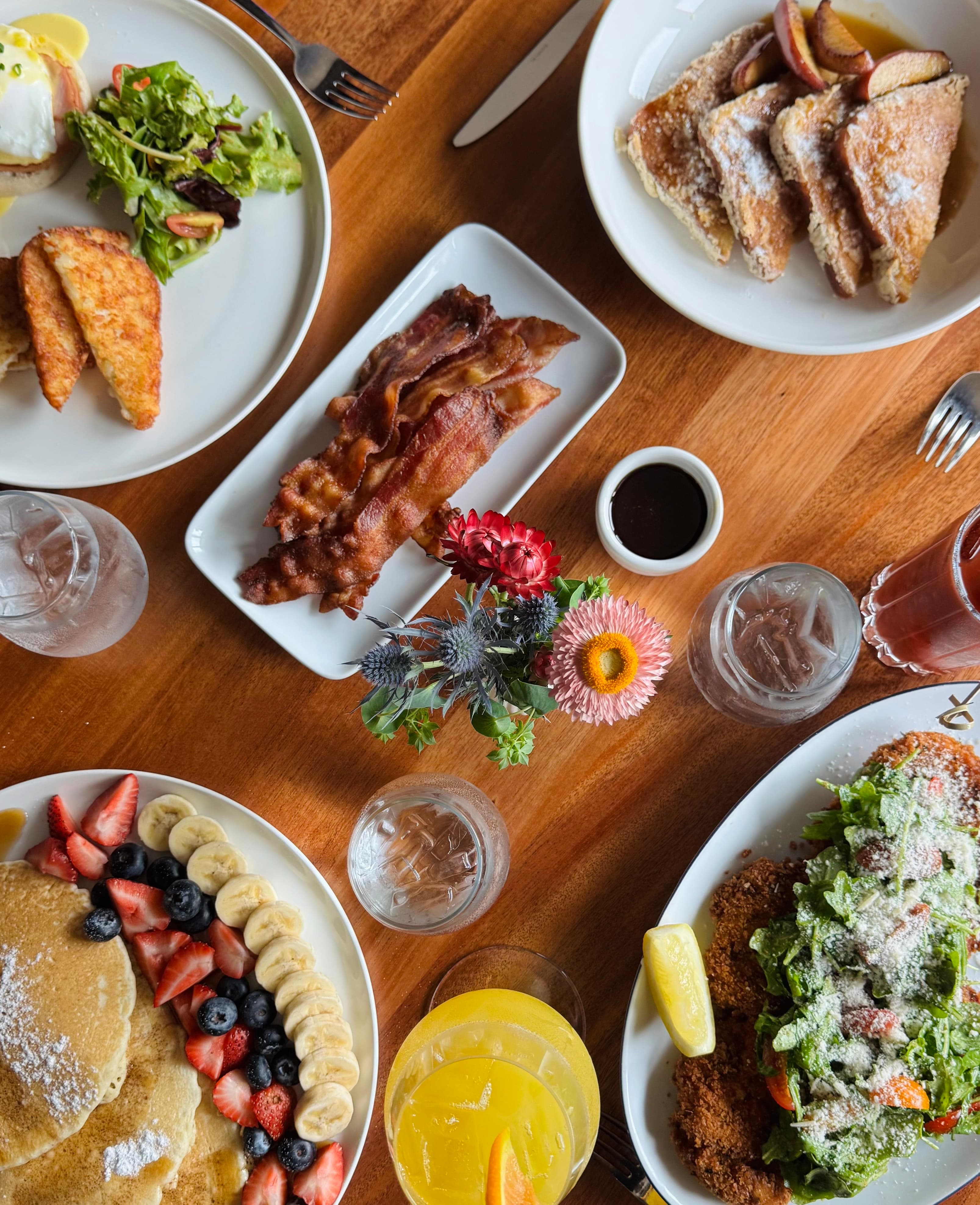 Brunch spread at The Mariner Tavern
